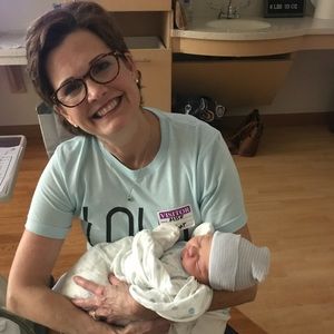 Meet your Posher, Laurie